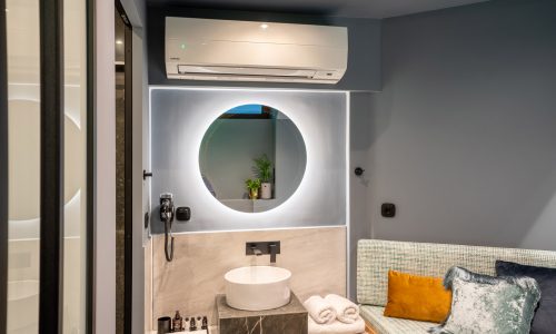 luxuri_jacuzzi_suite_0102_ luxuri_jacuzzi_suite_0102_