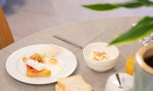 yiamouris_0179_54451 yiamouris_0179_54451