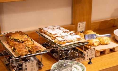 yiamouris_0171_54443 yiamouris_0171_54443